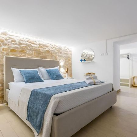 Centro Storico Sciacca - Casa Di Pisa Cortile Termine Villa Buitenkant foto